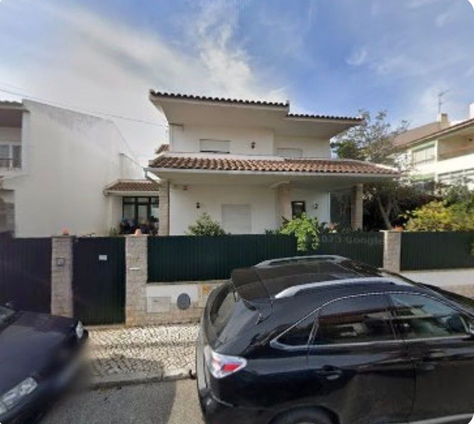Imagem Fachada de  moradia independente em Rua Natália Correia