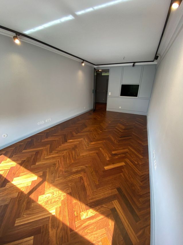 Imagem Sala de estar de apartamento t1 em Rua Dom Domingos Pinho Brandão, 75