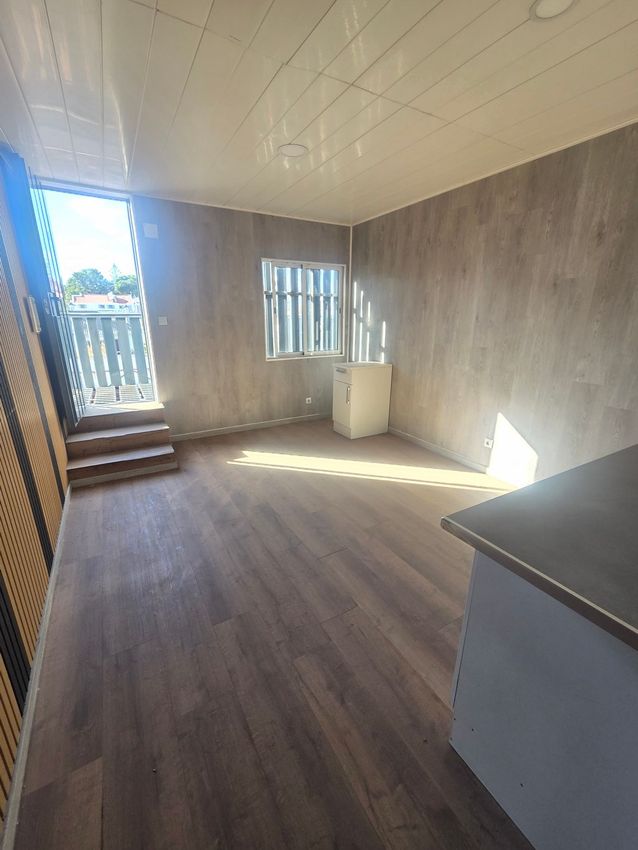 Imagem Sala de estar de apartamento t1 em Avenida Almirante Gago Coutinho