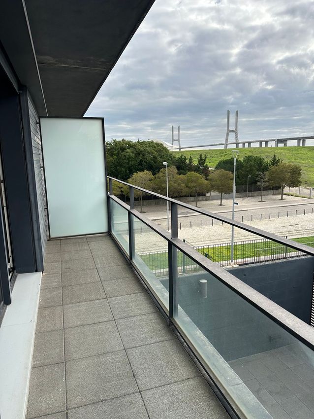 Imagem Varanda de apartamento t2 em Rua do Oder