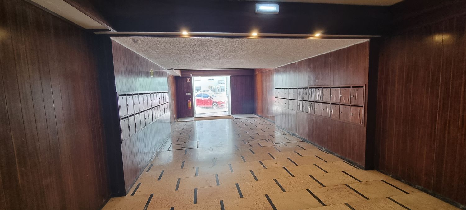 Imagem Hall de apartamento t4 em Rua do Viveiro s/n