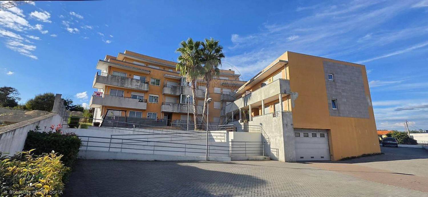 Imagem Vistas de apartamento t3 em Tondela e Nandufe