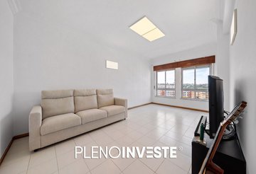 Flat Sale: at Rua José Afonso, Almada